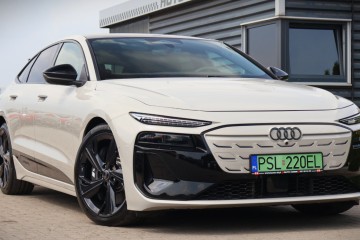 S6 503 KM F_VAT_23% (Netto: 243 821) B&O Quattro Panorama Navi Kamera